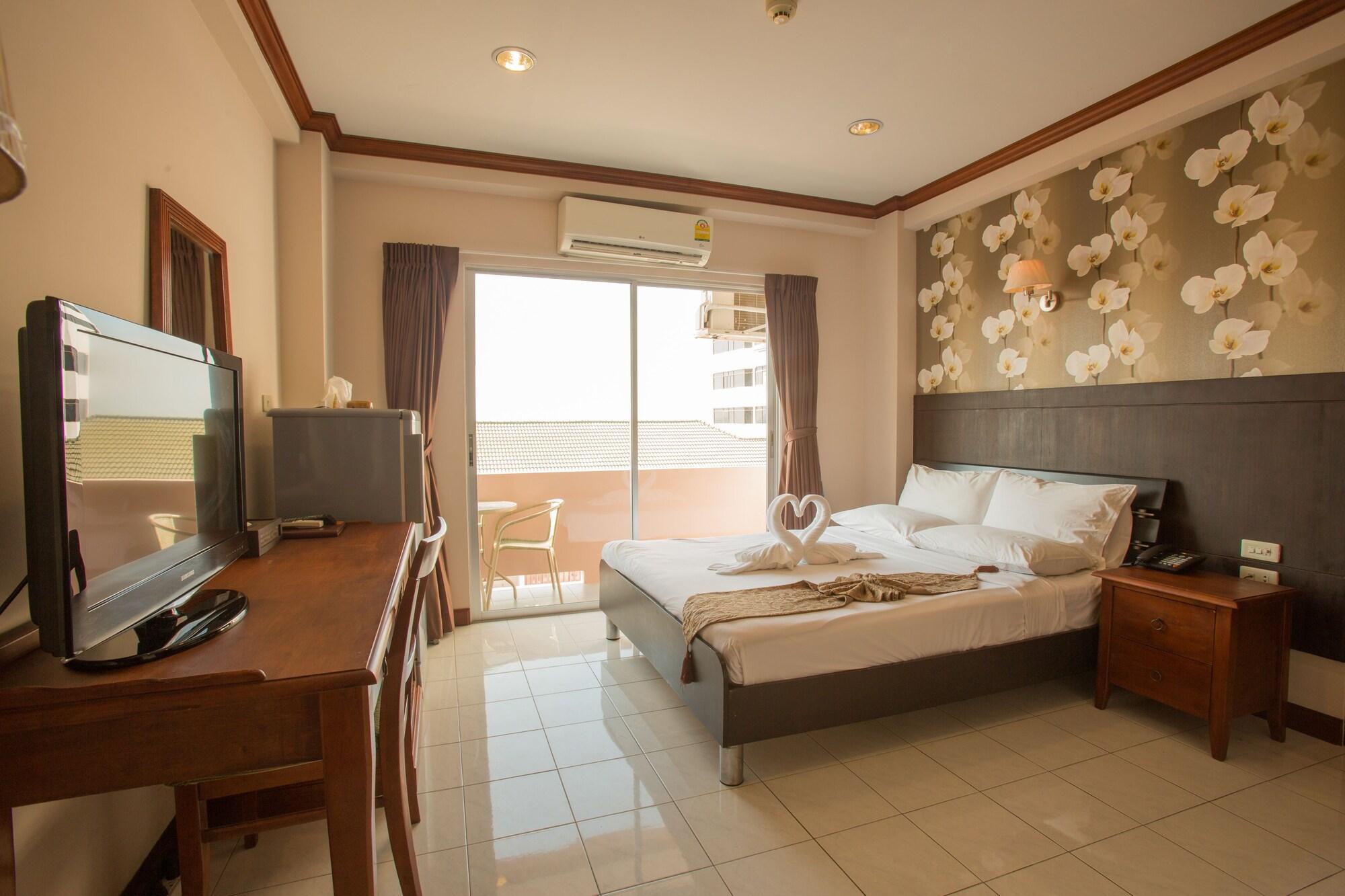 Inn House- Sha Extra Plus Pattaya Bagian luar foto