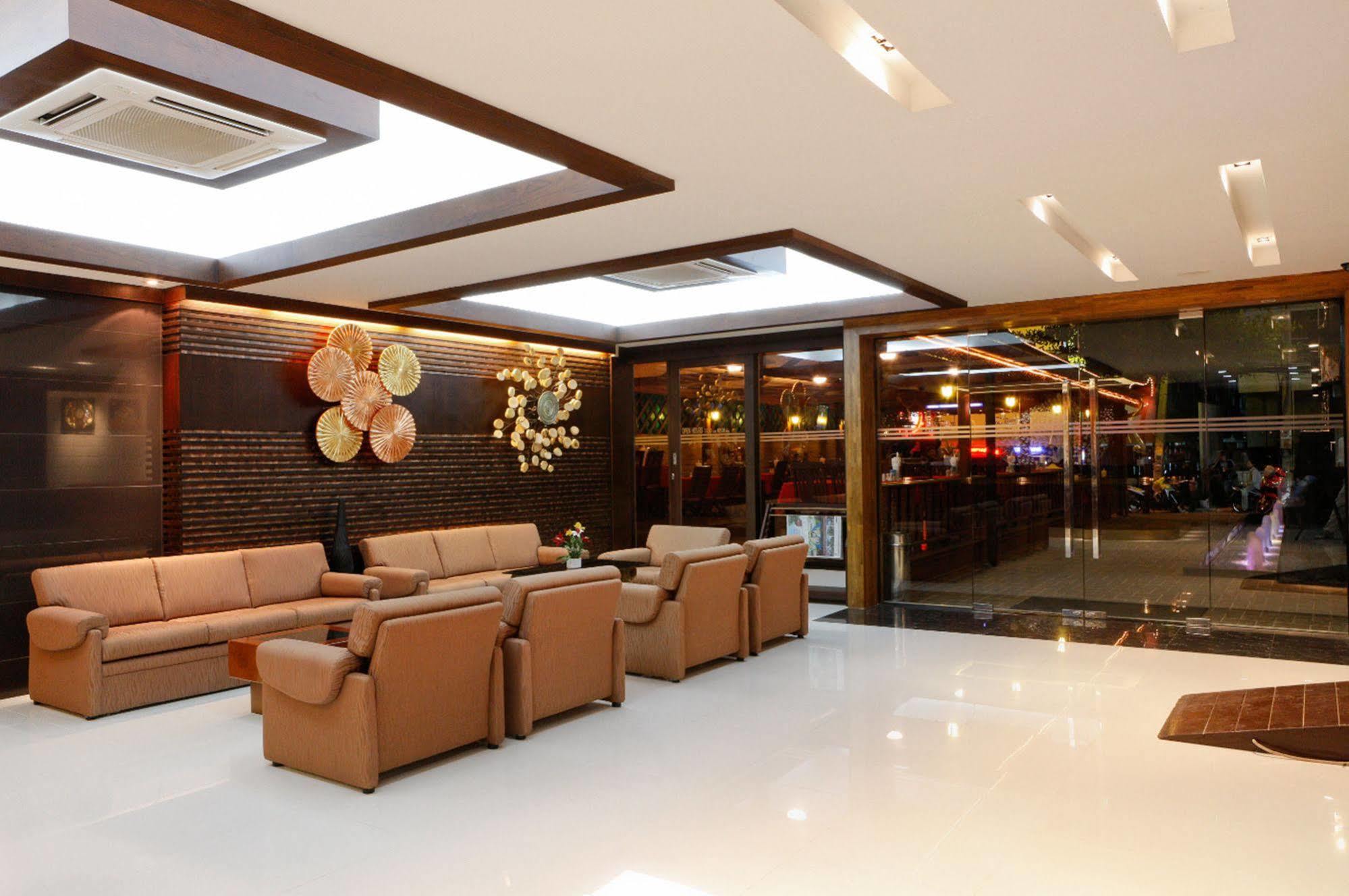 Inn House- Sha Extra Plus Pattaya Bagian luar foto