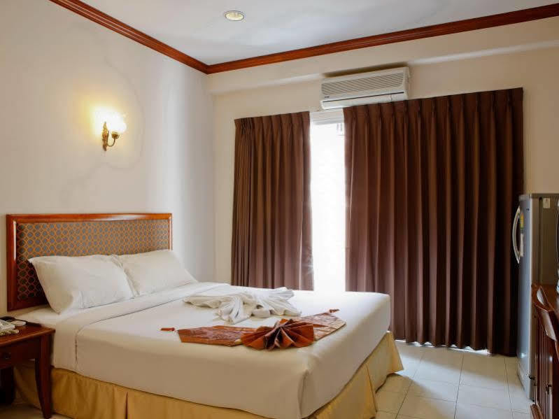 Inn House- Sha Extra Plus Pattaya Bagian luar foto