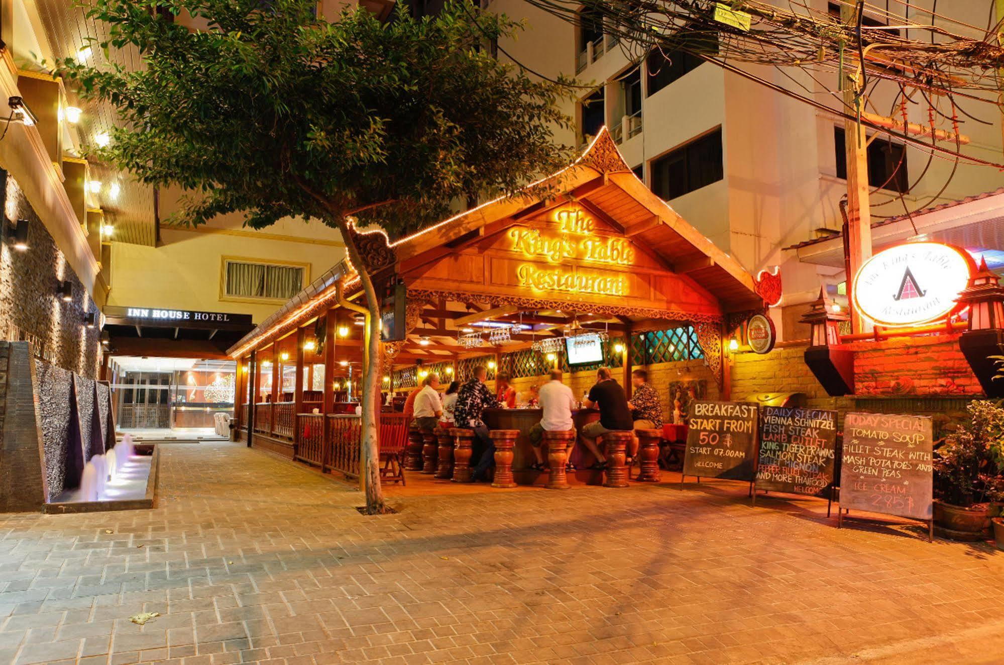 Inn House- Sha Extra Plus Pattaya Bagian luar foto