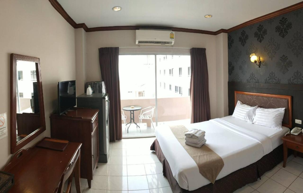Inn House- Sha Extra Plus Pattaya Bagian luar foto